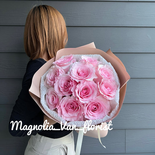 Fresh Pink Roses Bouquet