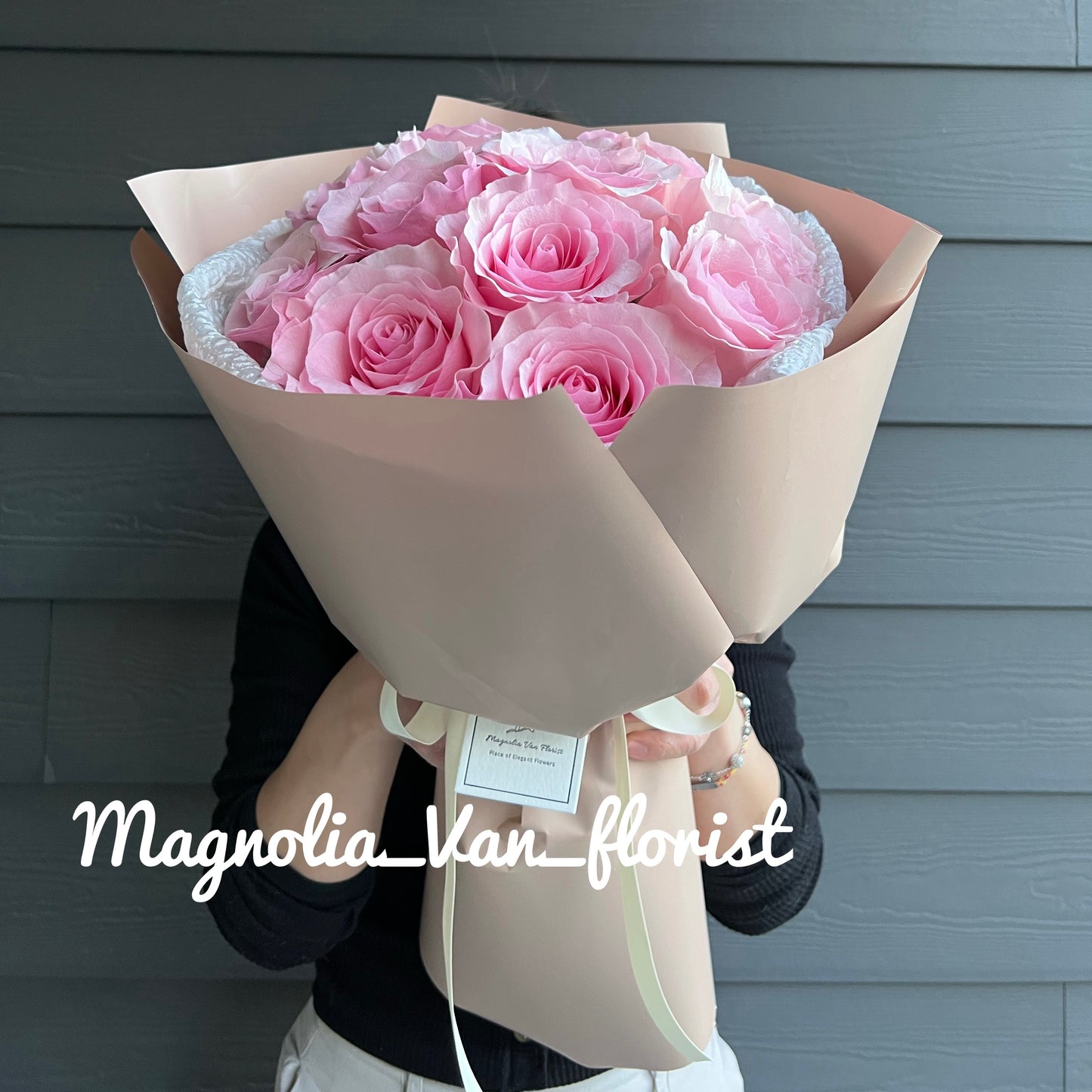 Fresh Pink Roses Bouquet